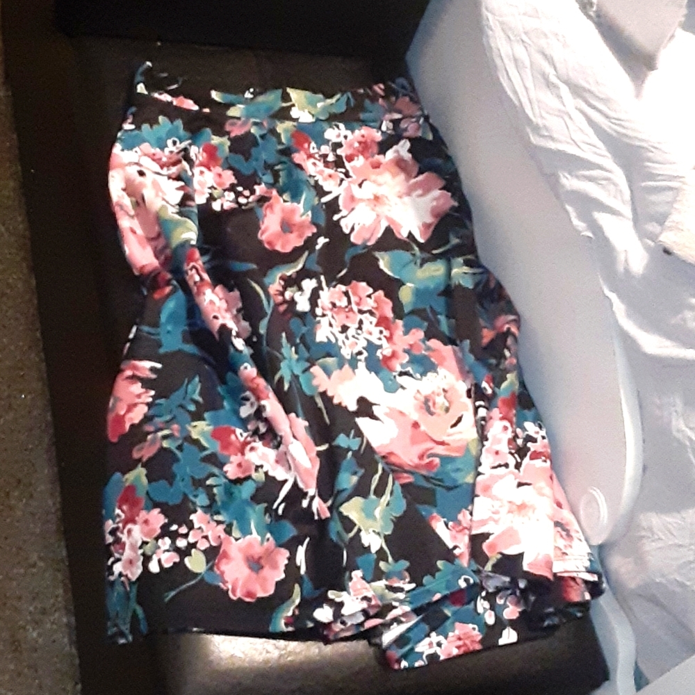 Floral Knee Length Skirt